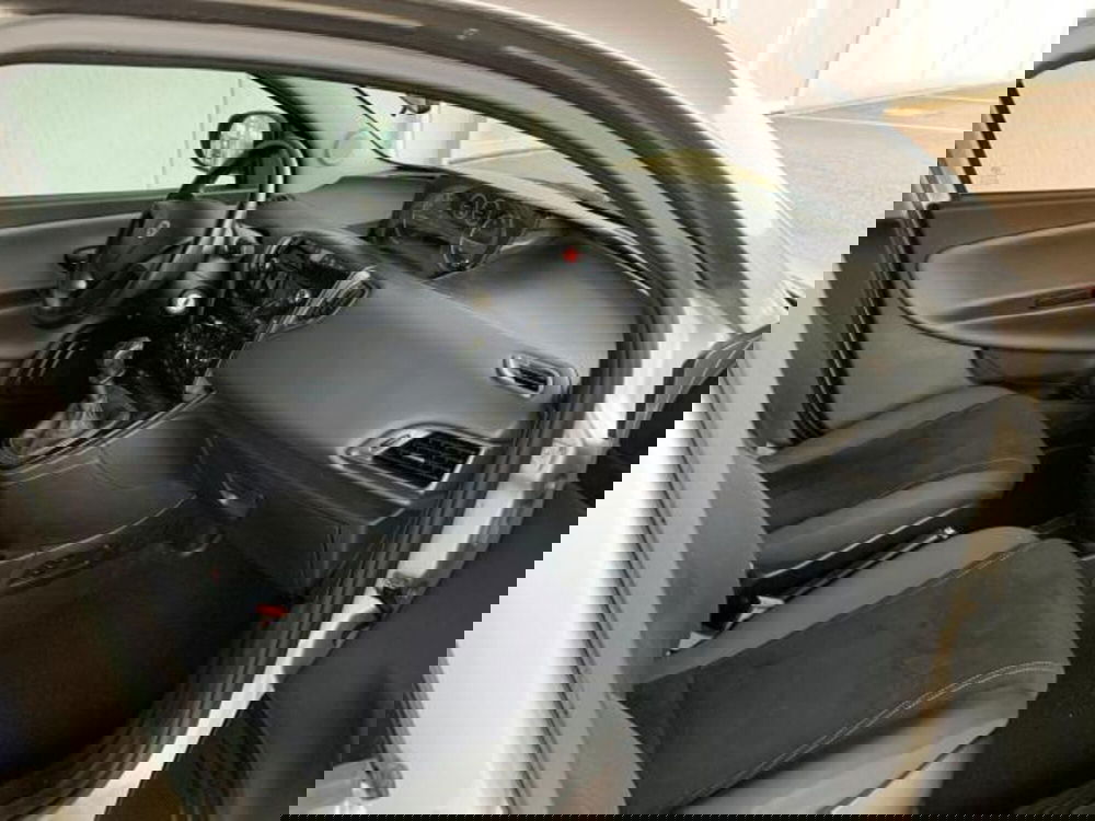 Lancia Ypsilon usata a Trieste (13)