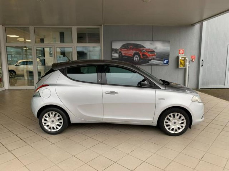 Lancia Ypsilon usata a Trieste (6)