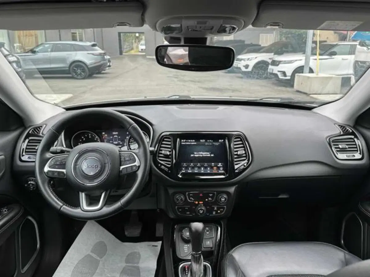 Jeep Compass usata a Lucca (11)