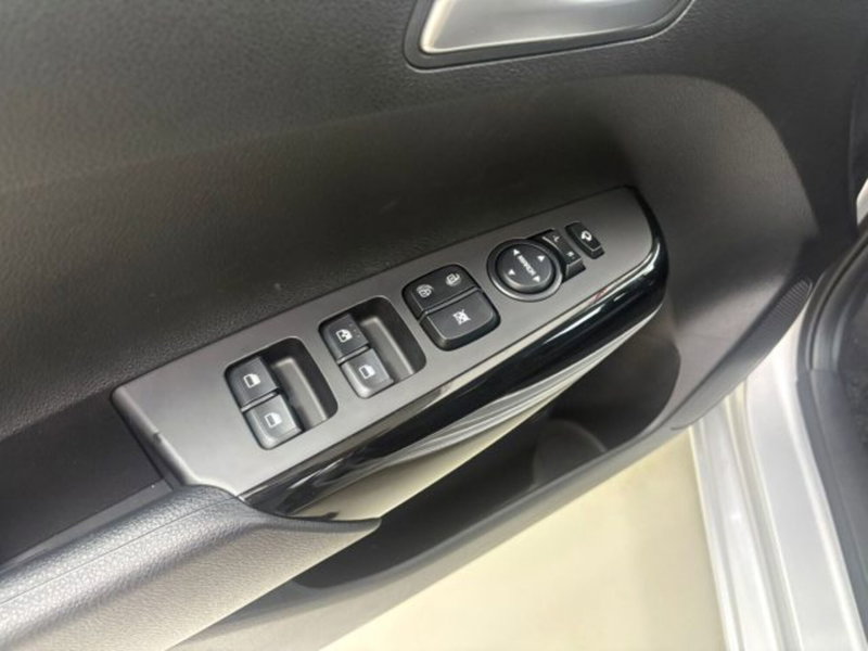 Kia Picanto nuova a Como (6)