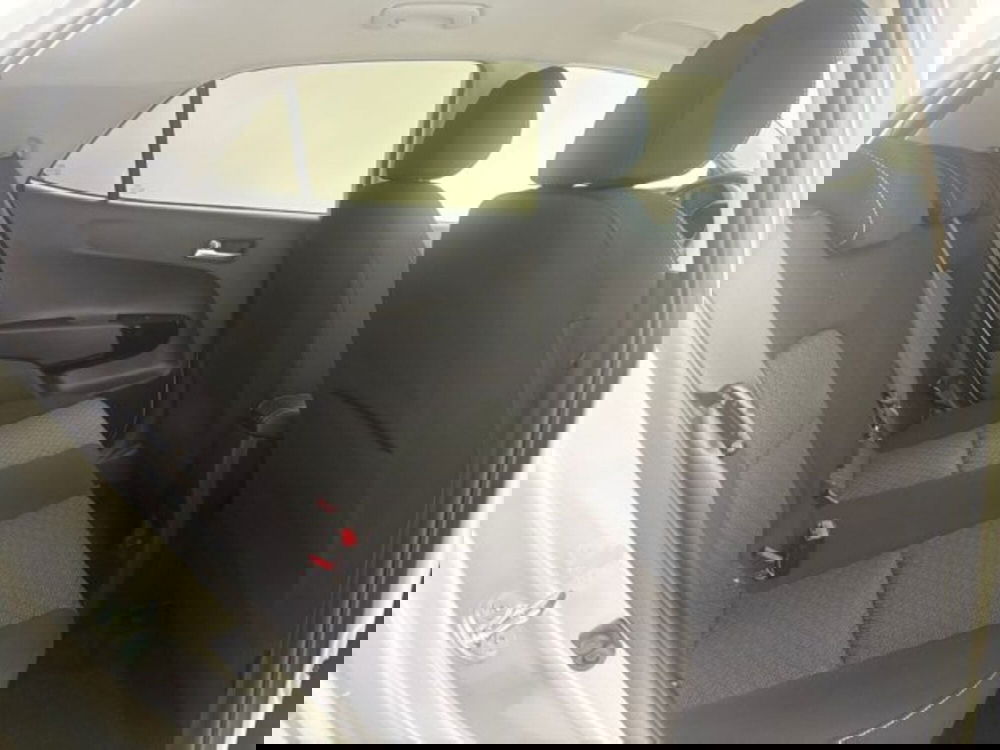 Kia Picanto nuova a Como (9)