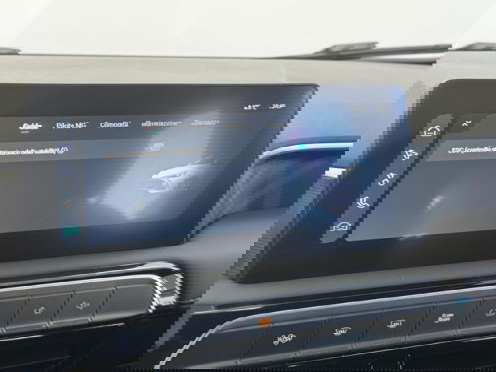 Mg MG3 nuova a Como (17)