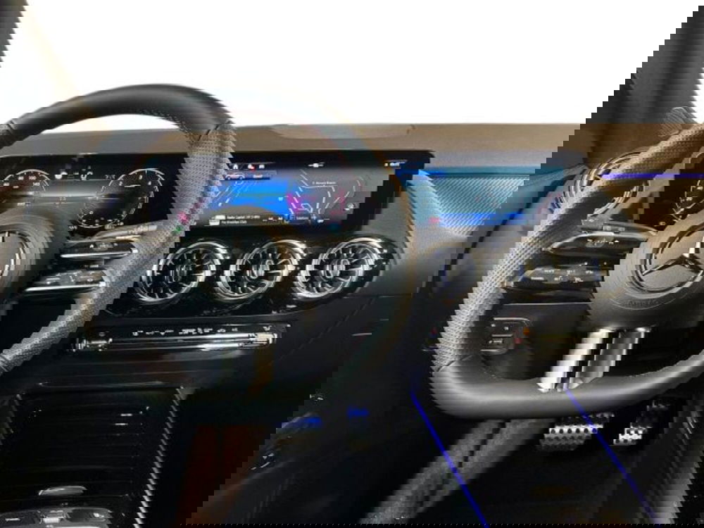 Mercedes-Benz GLA SUV nuova a Bologna (14)