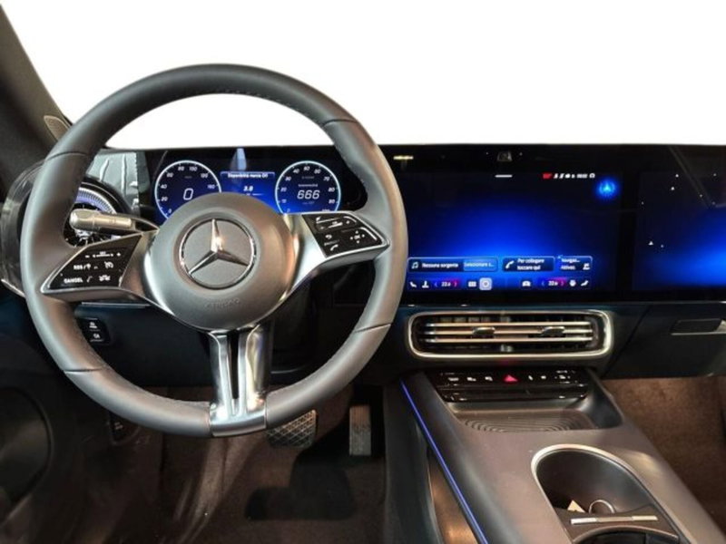 Mercedes-Benz CLA Shooting Brake nuova a Bologna (14)