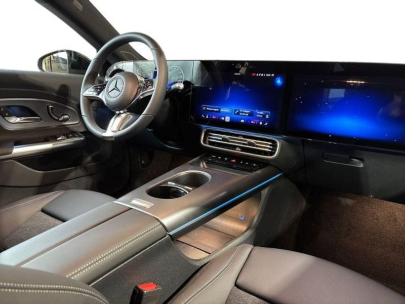 Mercedes-Benz CLA Shooting Brake nuova a Bologna (15)