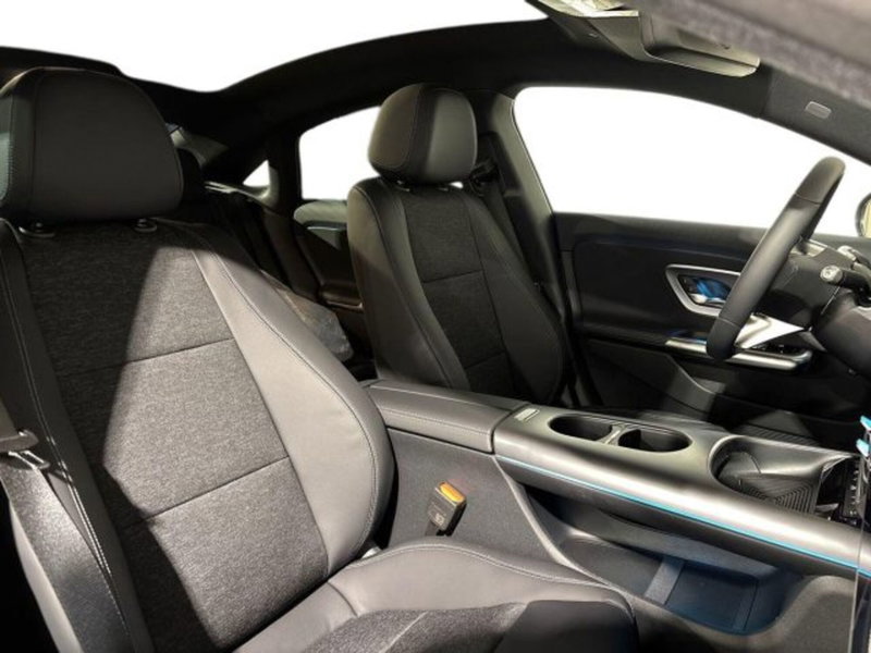Mercedes-Benz CLA Shooting Brake nuova a Bologna (16)