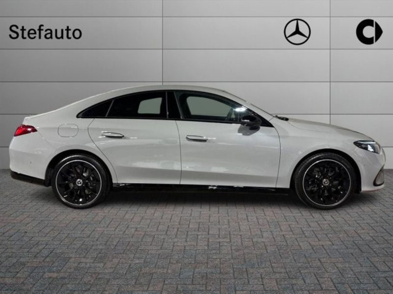 Mercedes-Benz CLA Shooting Brake nuova a Bologna (2)