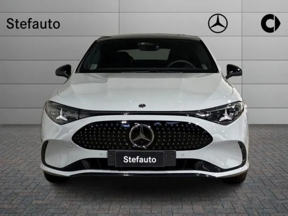 Mercedes-Benz CLA Shooting Brake nuova a Bologna (4)