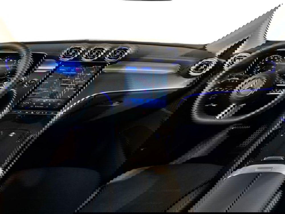 Mercedes-Benz GLC nuova a Bologna (13)