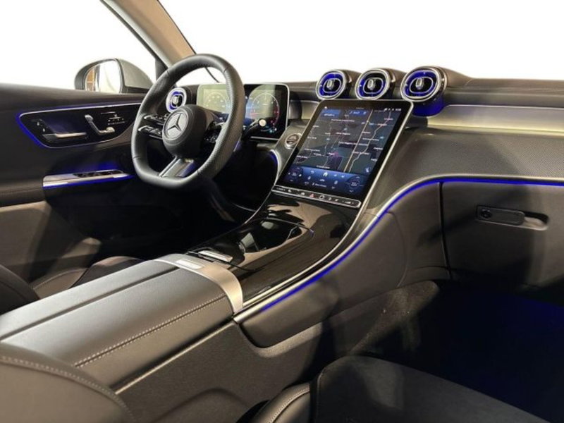 Mercedes-Benz GLC nuova a Bologna (15)