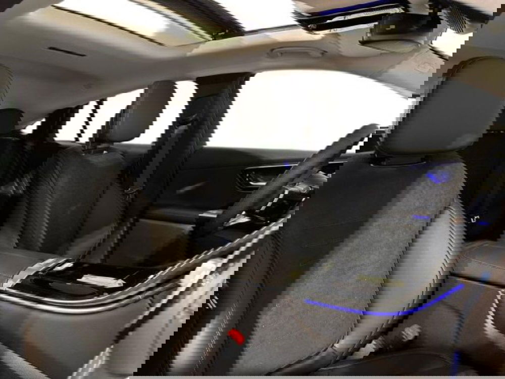 Mercedes-Benz GLC nuova a Bologna (16)