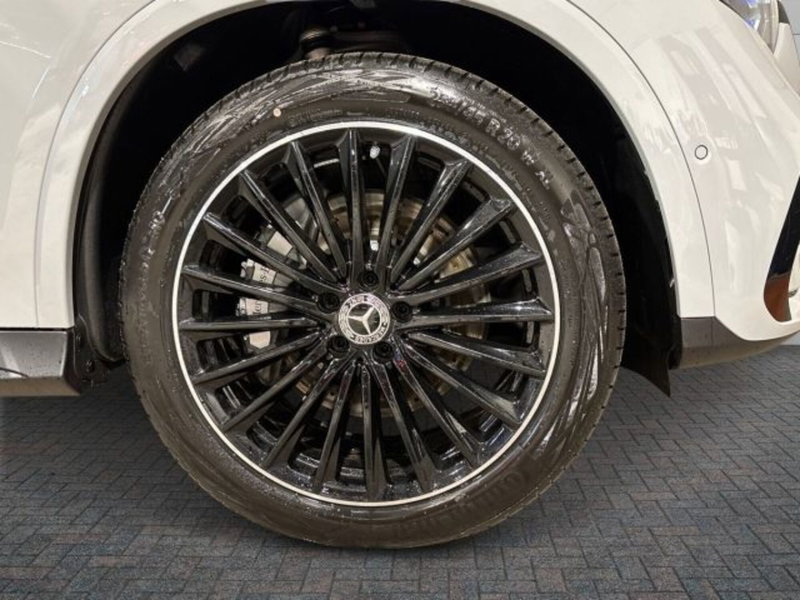 Mercedes-Benz GLC nuova a Bologna (8)