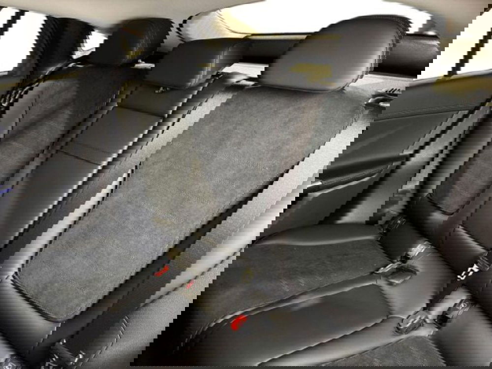 Mercedes-Benz GLC nuova a Bologna (9)