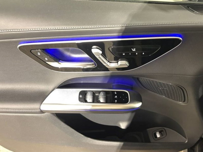 Mercedes-Benz GLC nuova a Bologna (10)