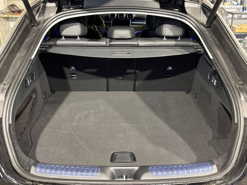 Mercedes-Benz GLC nuova a Bologna (7)