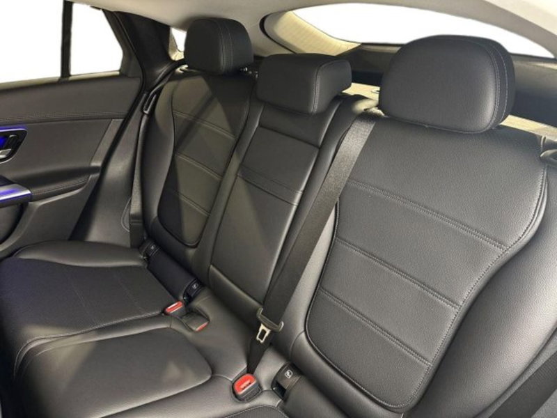 Mercedes-Benz GLC nuova a Bologna (9)