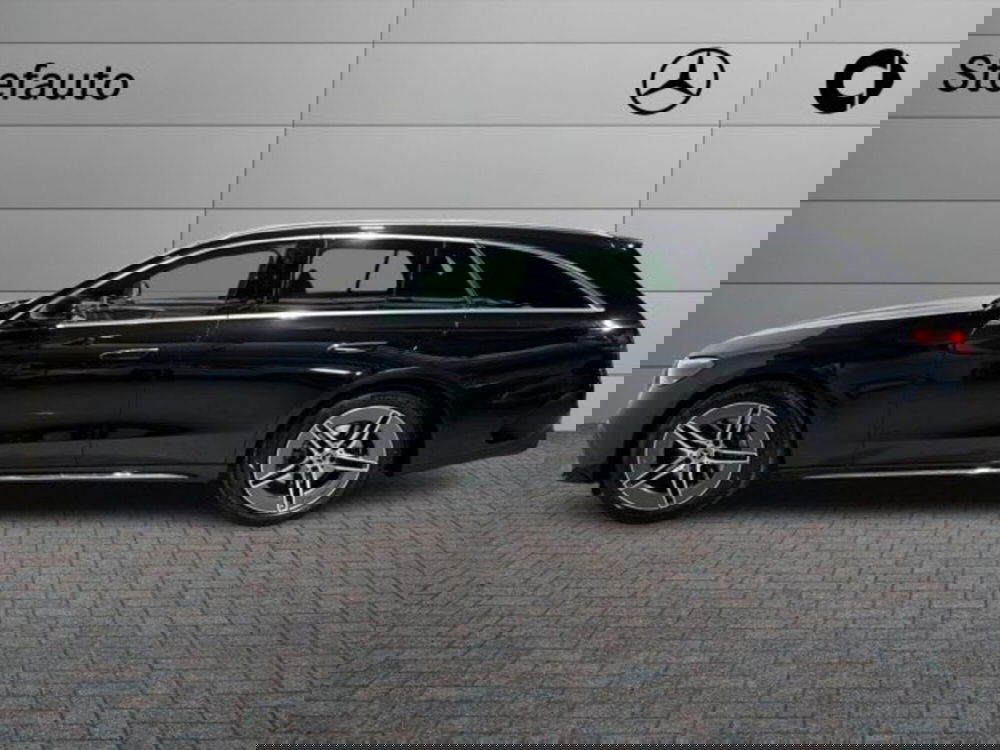 Mercedes-Benz Classe E Station Wagon nuova a Bologna (3)