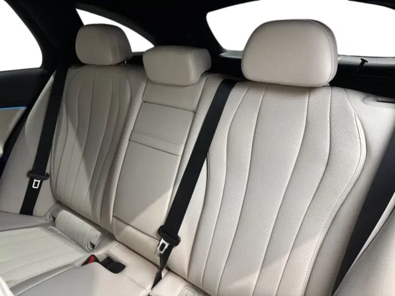 Mercedes-Benz Classe E Station Wagon nuova a Bologna (9)