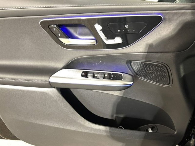 Mercedes-Benz GLC nuova a Bologna (10)