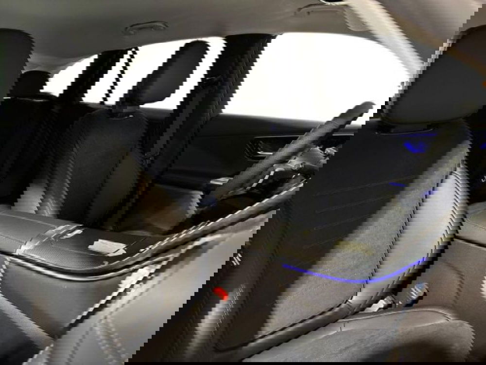 Mercedes-Benz GLC nuova a Bologna (16)