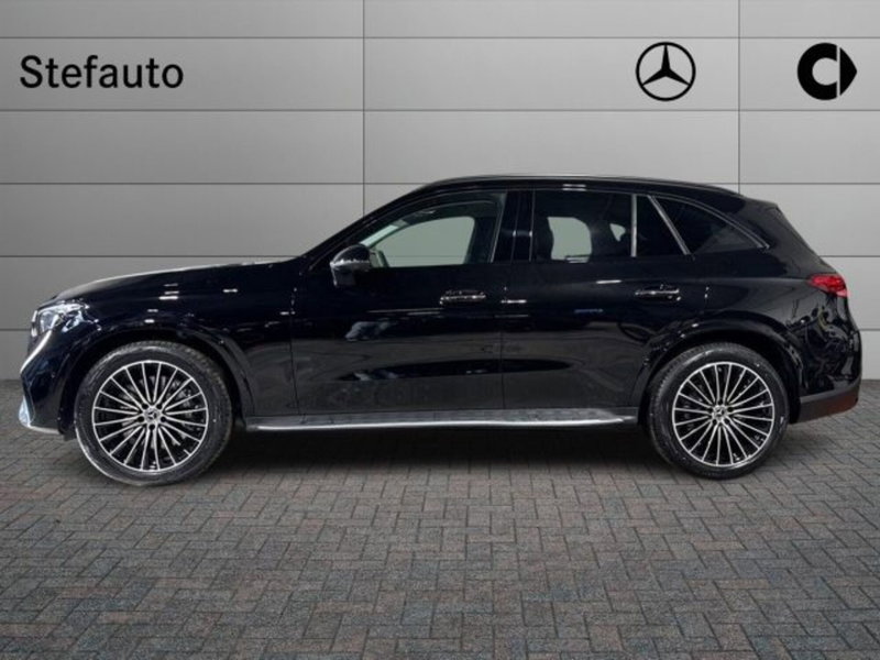 Mercedes-Benz GLC nuova a Bologna (3)