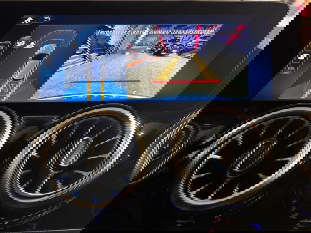 Mercedes-Benz GLA SUV nuova a Bologna (12)