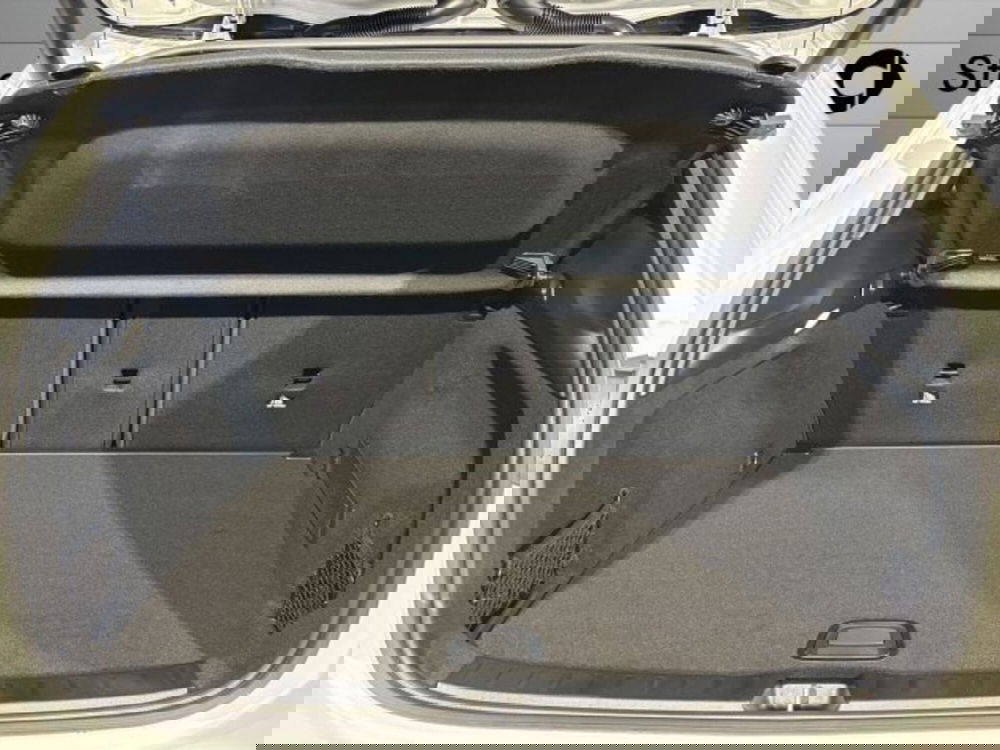 Mercedes-Benz GLA SUV nuova a Bologna (7)