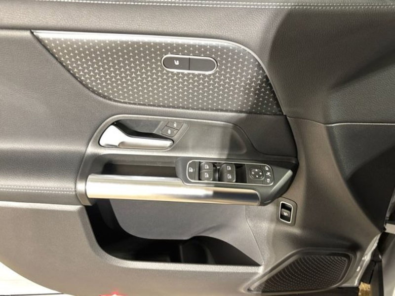 Mercedes-Benz GLA SUV nuova a Bologna (10)