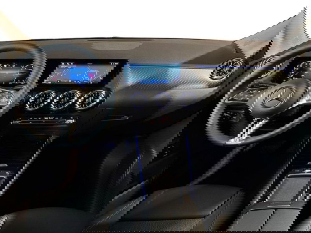 Mercedes-Benz GLA SUV nuova a Bologna (13)