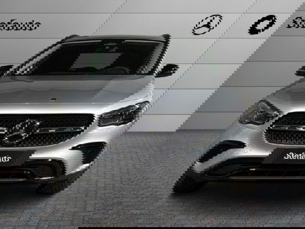 Mercedes-Benz GLA SUV nuova a Bologna (4)