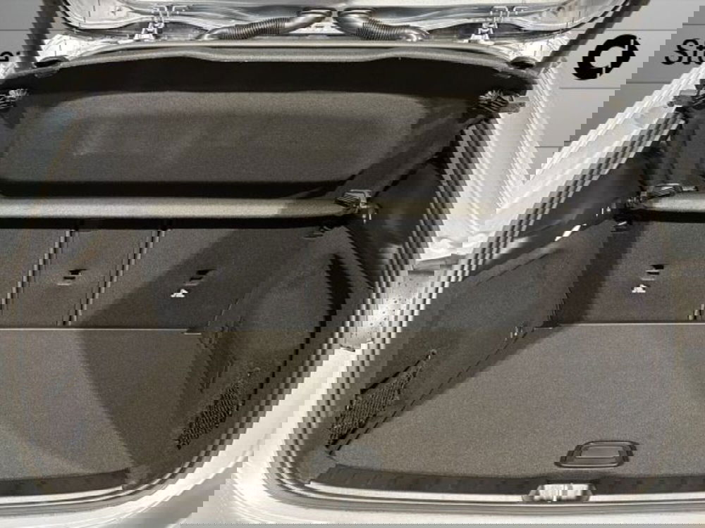 Mercedes-Benz GLA SUV nuova a Bologna (7)