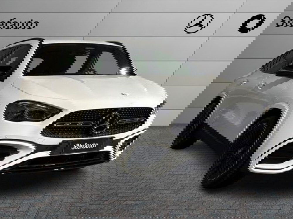 Mercedes-Benz GLA SUV nuova a Bologna