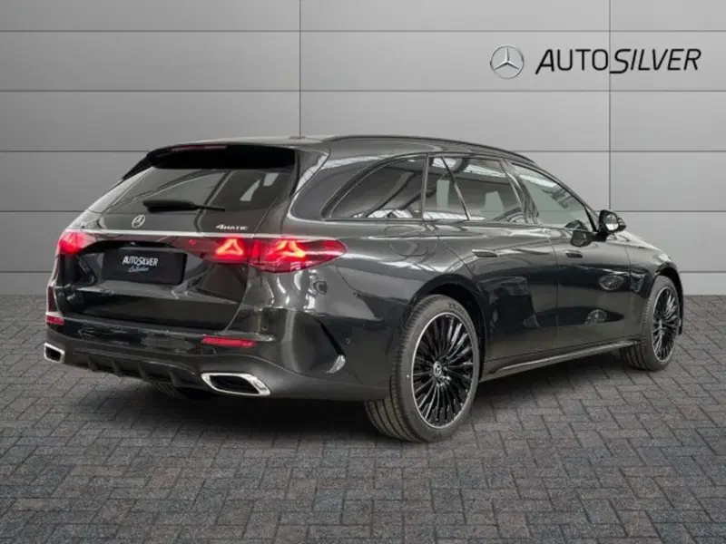 Mercedes-Benz Classe E Station Wagon nuova a Verona (2)