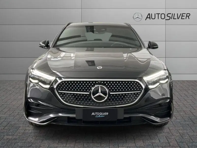 Mercedes-Benz Classe E Station Wagon nuova a Verona (3)