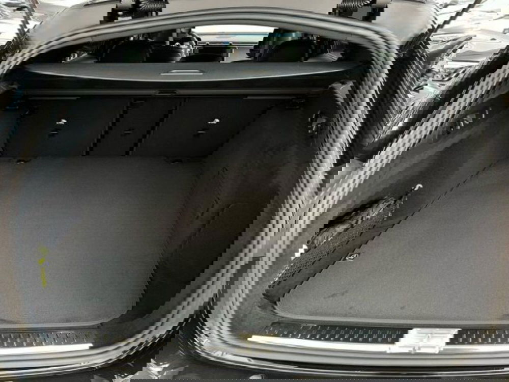 Mercedes-Benz Classe E Station Wagon nuova a Verona (13)