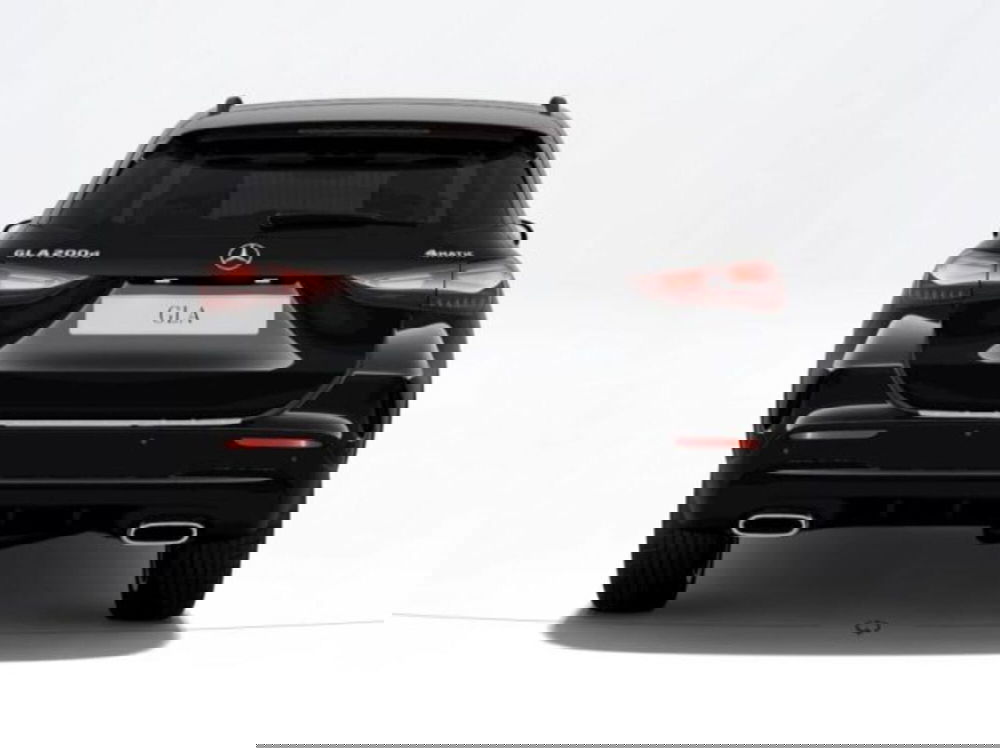 Mercedes-Benz GLA SUV nuova a Verona (4)