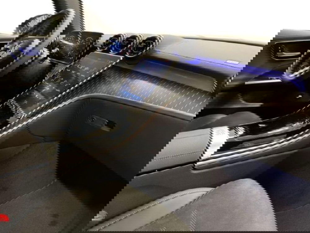 Mercedes-Benz Classe C nuova a Verona (16)