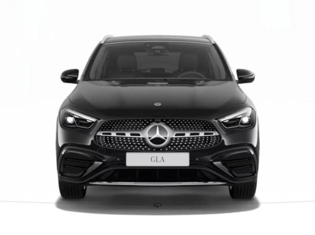 Mercedes-Benz GLA SUV nuova a Verona (3)