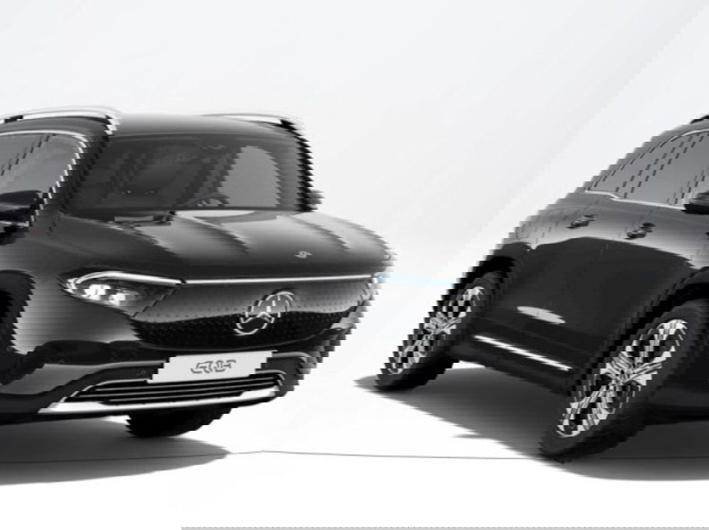 Mercedes-Benz EQB nuova a Verona