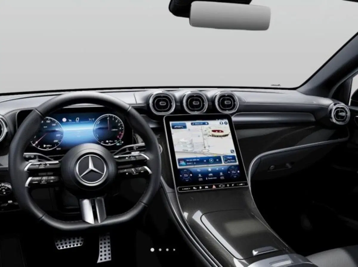 Mercedes-Benz GLC Coupé nuova a Verona (8)