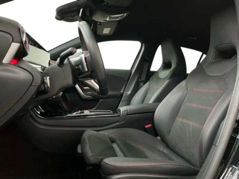 Mercedes-Benz Classe A Sedan nuova a Verona (9)