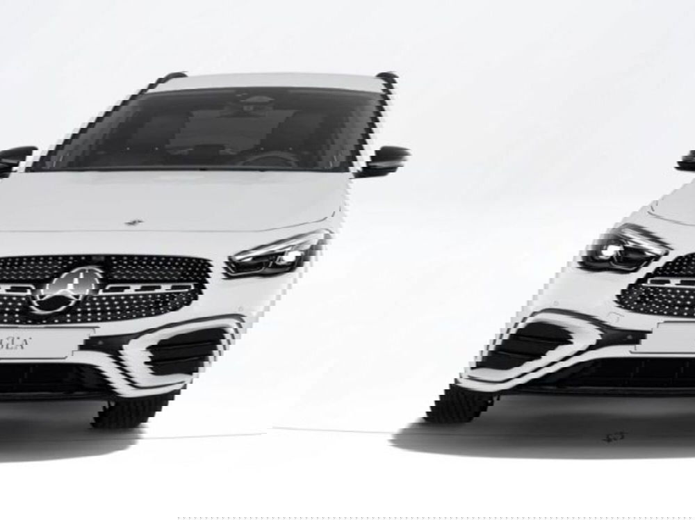 Mercedes-Benz GLA SUV nuova a Verona (3)