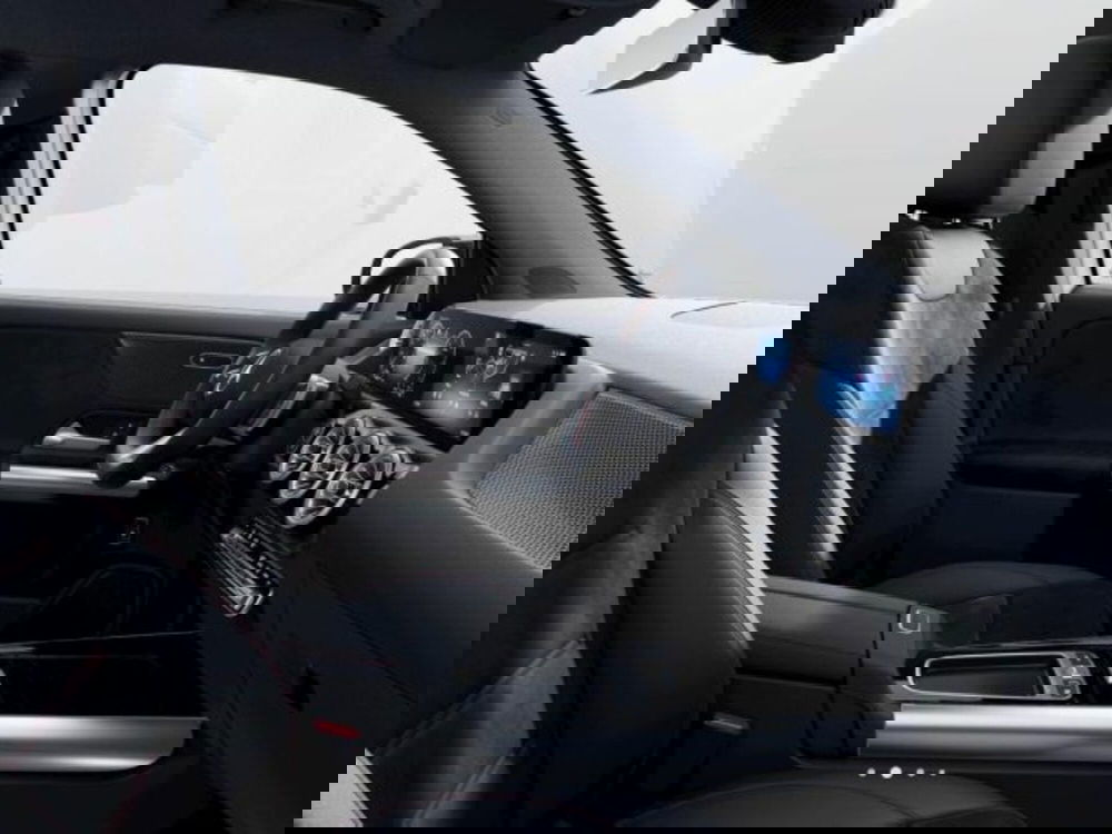 Mercedes-Benz GLA SUV nuova a Verona (7)