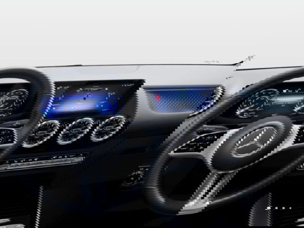 Mercedes-Benz EQA nuova a Verona (8)