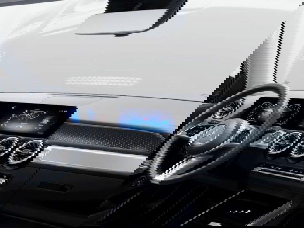 Mercedes-Benz GLB nuova a Verona (4)