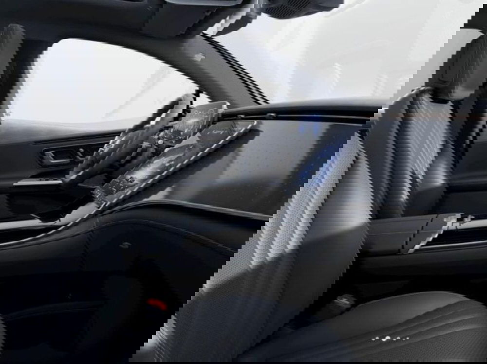 Mercedes-Benz EQE nuova a Verona (6)