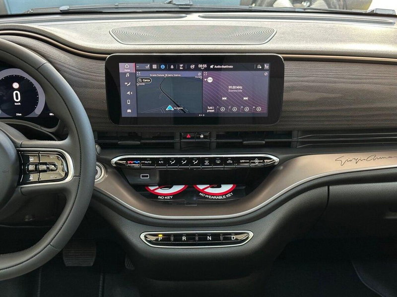 Fiat 500 Cabrio nuova a Sondrio (12)