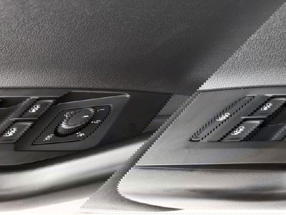 Volkswagen Polo nuova a Vicenza (10)