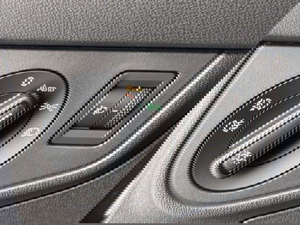 Volkswagen Polo nuova a Vicenza (11)