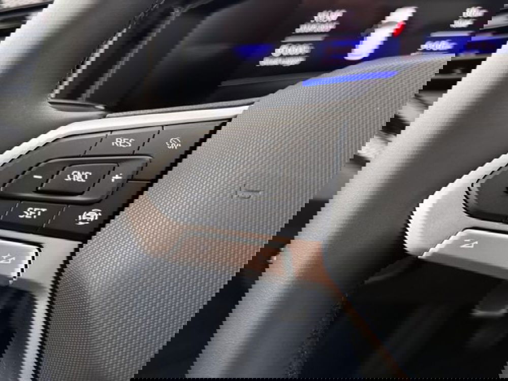 Volkswagen Polo nuova a Vicenza (17)